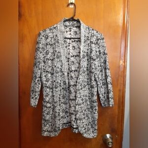 Alberto Makali Women's Gigham Hole Floral Pattern Design Blazer Jacket